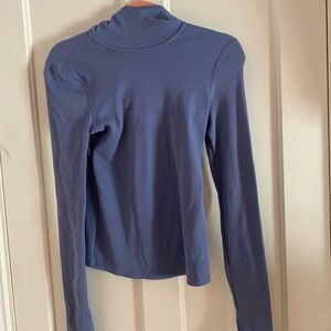 Alo longsleeve workout top
